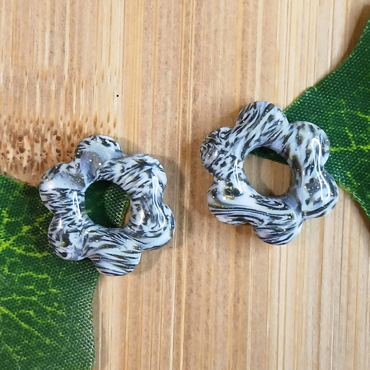 Pampilles petites fleurs - Blanche & Noire à motif zèbre