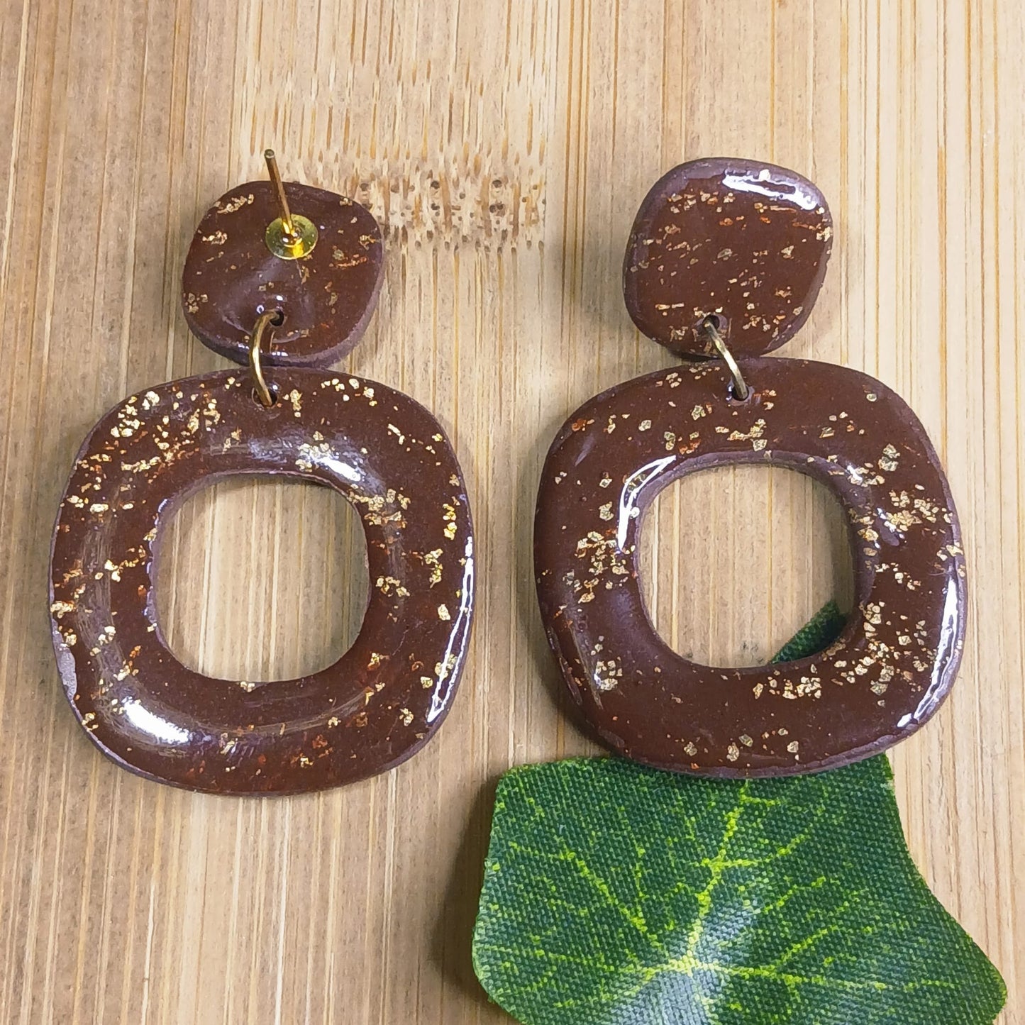 Boucles d’oreilles – Marron