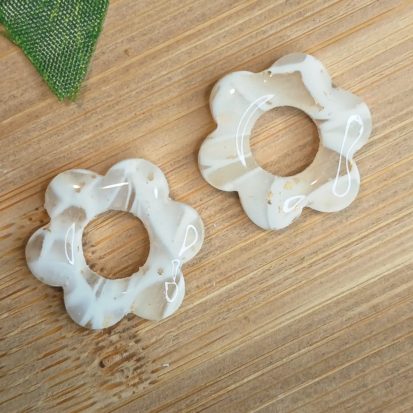 Pampilles Petites Fleurs – Beige translucide